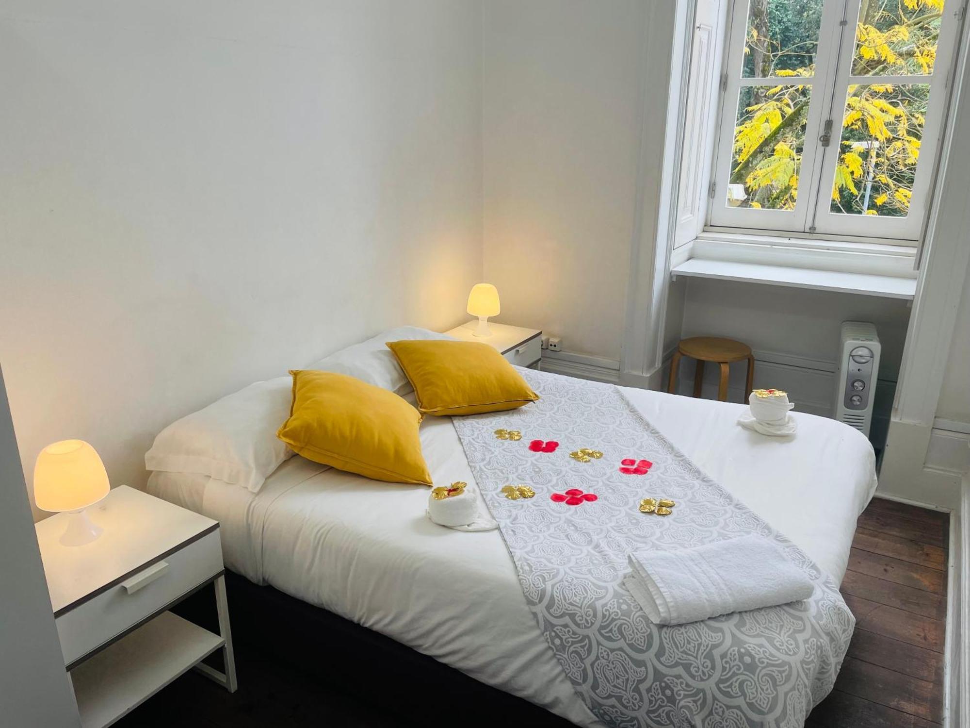 Ww Hostel & Suites Coimbra Exterior foto